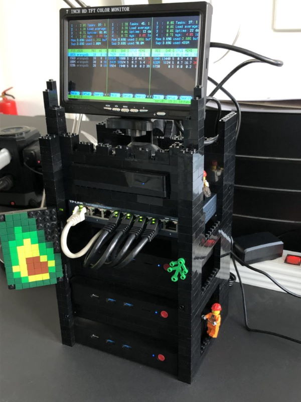 LEGO(R) rack for a 3 node ArangoDB cluster